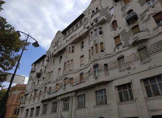 hungary/budapest/landmark/gutenberg-ter