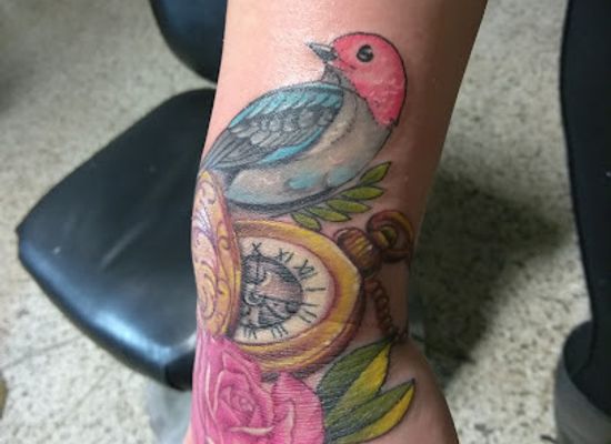 wisconsin/kenosha/landmark/kalaca-tattoos