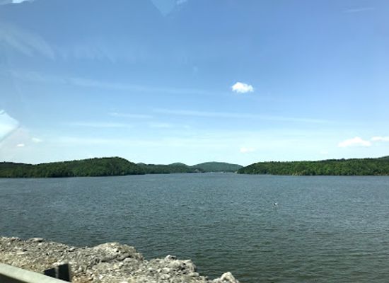 alabama/weiss-lake/landmark/neely-henry-lake