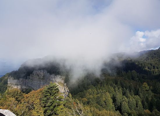 georgia/racha-lechkhumi-and-kvemo-svaneti/landmark/tskhrajvari-mountain