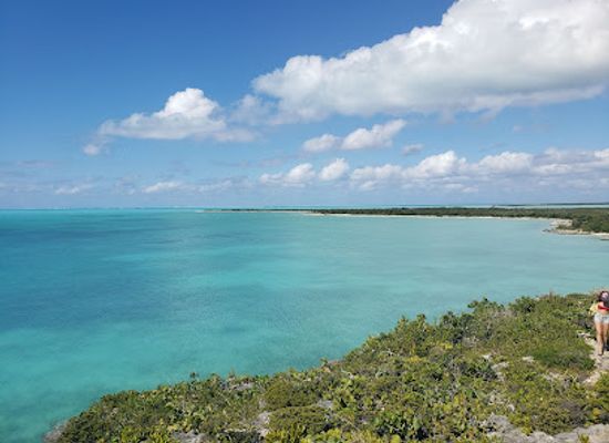 turks-and-caicos-islands/sibonne-beach/landmark/bonefish-beach