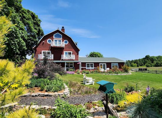 wisconsin/sturgeon-bay/landmark/chanticleer-guest-house