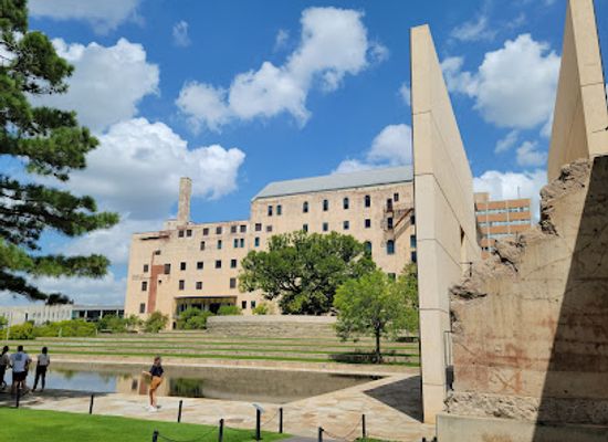 oklahoma/central-oklahoma/landmark/alfred-p-murrah-federal-building