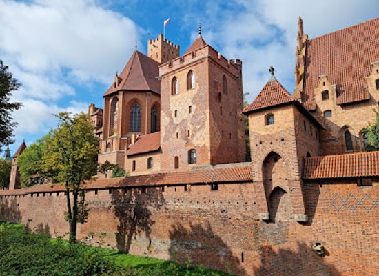 poland/kurpie/landmark/malbork-castle
