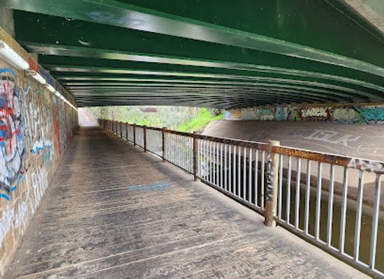 australia/adelaide/landmark/hindmarsh-bridge