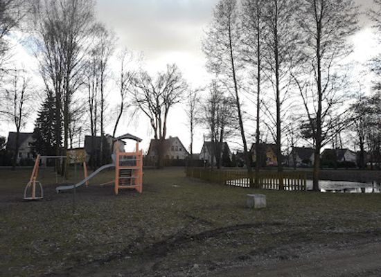 lithuania/kaunas/aleksotas/landmark/naugardiskiu-parkas