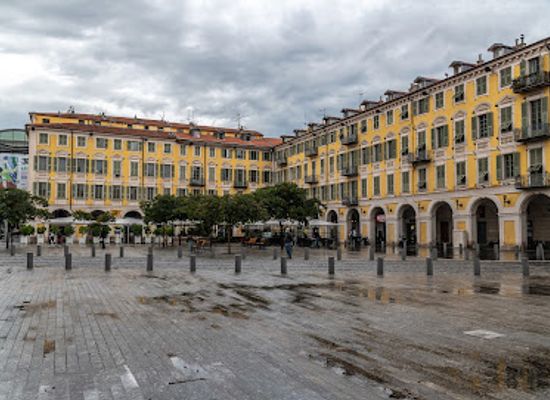 france/nice/promenade-des-anglais/landmark/place-giuseppe-garibaldi