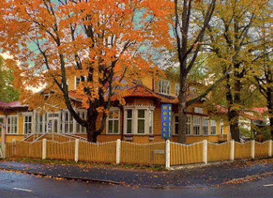estonia/parnu-beach/landmark/hotel-villa-katariina