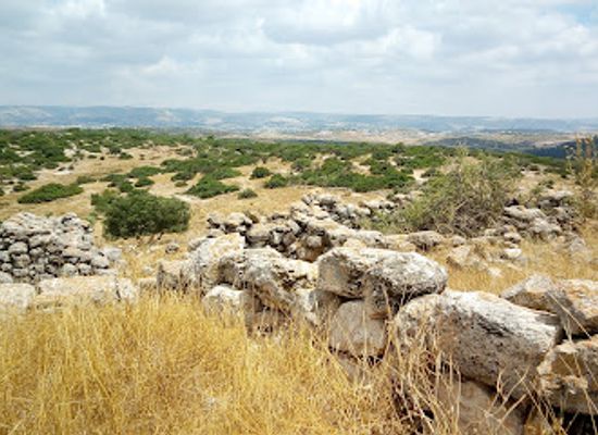 israel/shephelah/landmark/khirbet-burgin
