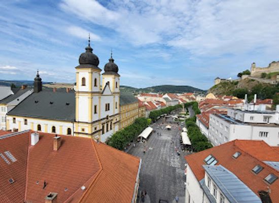 slovakia/trencin-region/landmark/mestska-veza-trencin