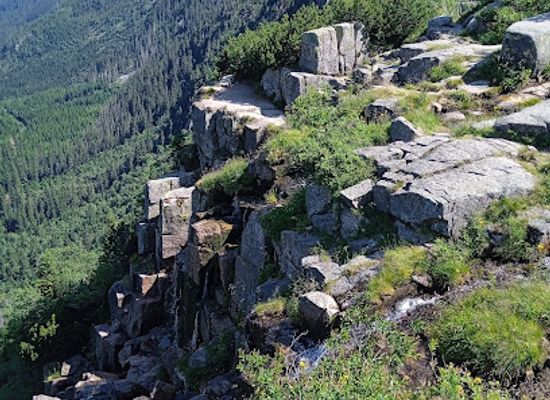czechia/krkonose/landmark/hutsky-falls