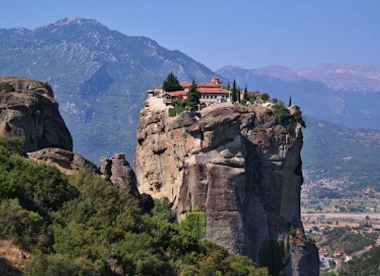greece/meteora/landmark/holy-monastery-of-saint-stephan