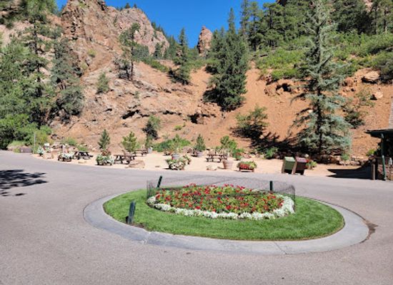 colorado/colorado-springs/landmark/the-broadmoor-seven-falls