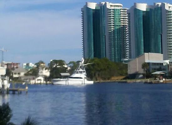 alabama/orange-beach/landmark/cotton-bayou-boat-launch