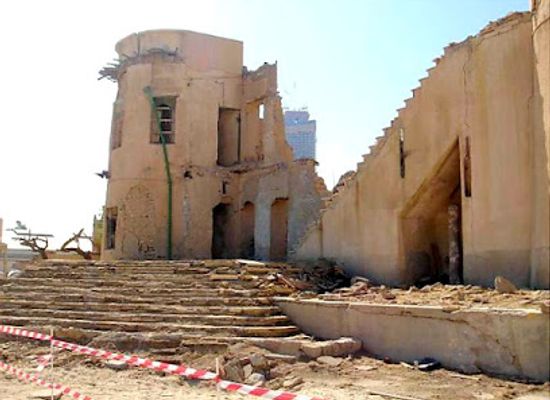 kuwait/salmiya/landmark/sheikh-abdullah-al-jaber-palace-diwan-khaz-aal