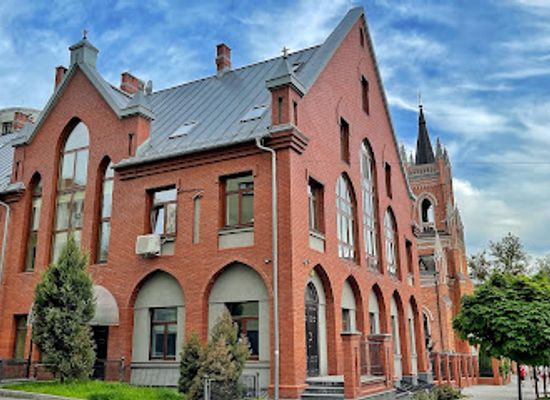 ukraine/kharkiv/landmark/roman-catholic-church-of-the-assumption-of-mary-prisnodivy
