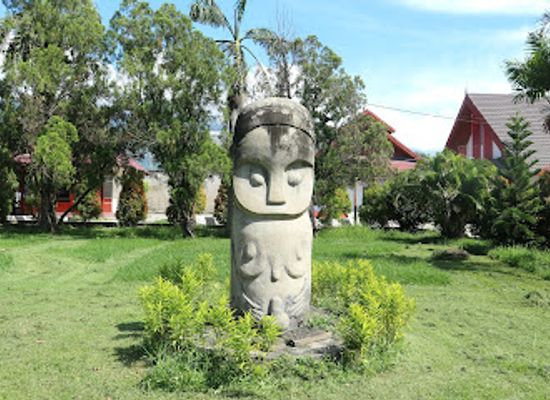 indonesia/central-sulawesi/landmark/museum-negeri-propinsi-sulawesi-tengah