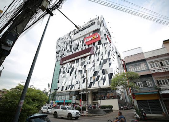 thailand/udon-thani/landmark/tukcom-landmark-udon-thani