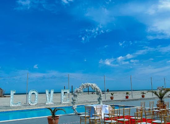 romania/constanta-mamaia/landmark/the-touristic-port