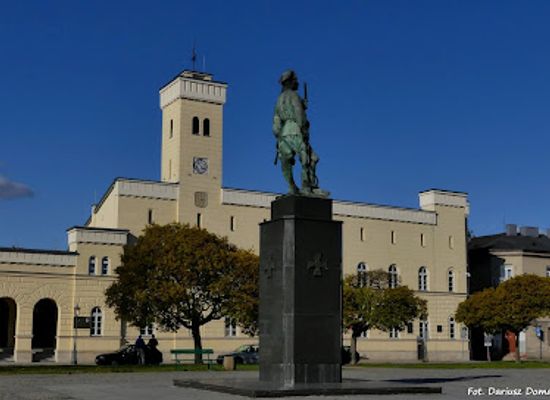 poland/radom/landmark/new-town-hall-in-radom