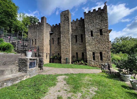 ohio/southwest-ohio/landmark/loveland-castle-museum