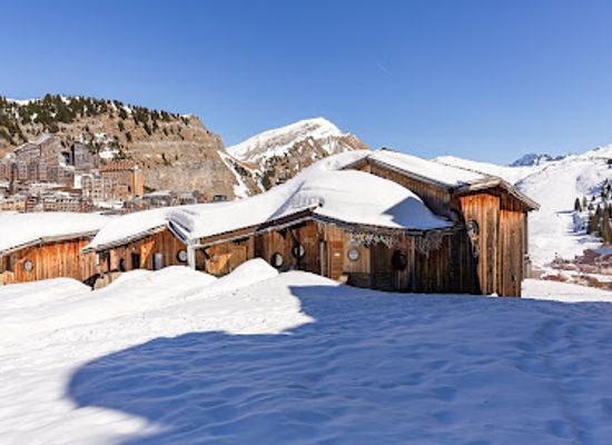 france/avoriaz/landmark/avoriaz-chalets