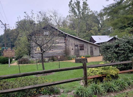 ohio/little-miami-river-valley/landmark/miller-leuser-log-house