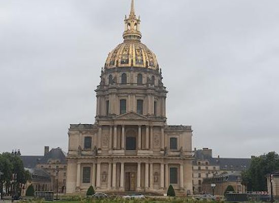 france/ile-de-france/landmark/av-de-breteuil