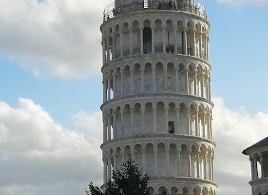 italy/pisa/landmark/mura-di-pisa