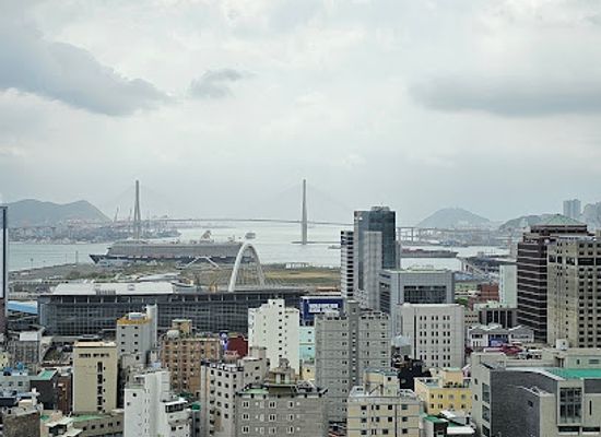 south-korea/busan/landmark/168-stairs