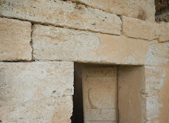 greece/western-macedonia/landmark/macedonian-tomb-at-pyrgoi-of-eordaea