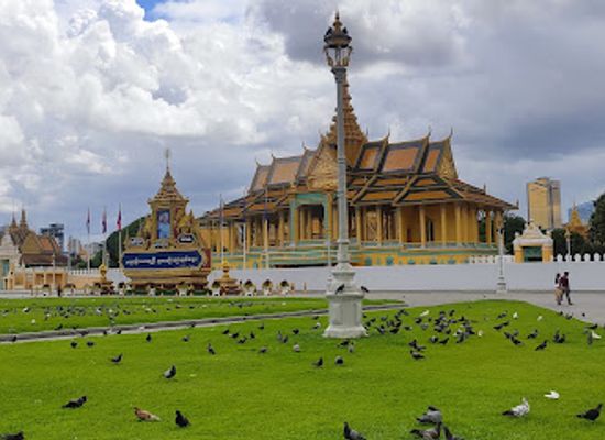 cambodia/prey-veng/landmark/royal-palace-park