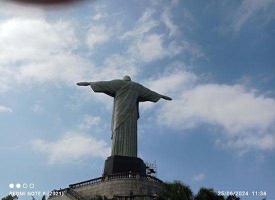 brazil/central-west-region/landmark/christ-the-redeemer