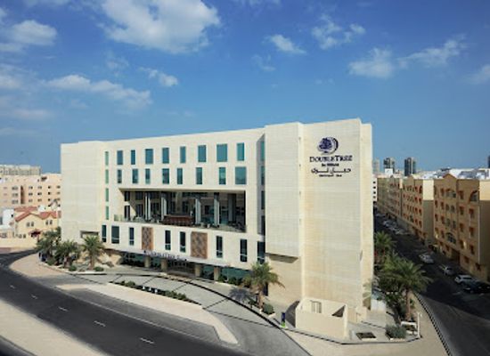qatar/sealine-beach-resort/landmark/doubletree-by-hilton-doha-al-sadd