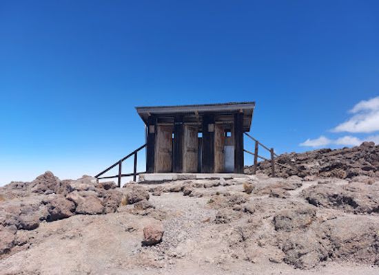tanzania/kilimanjaro-region/landmark/barafu-camp
