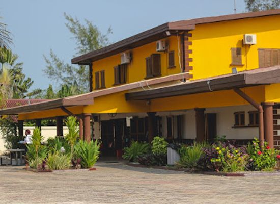 gabon/estuary-province/landmark/saveur-locale