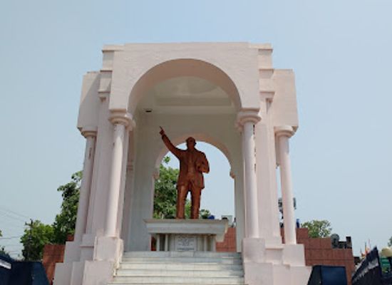 india/lucknow/hazratganj/landmark/dr-ambedkar-statue