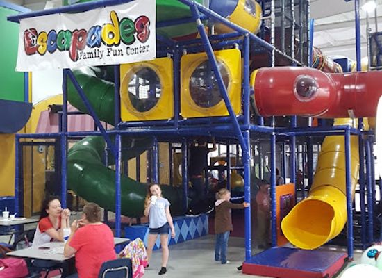 indiana/muncie/landmark/escapades-family-fun-center