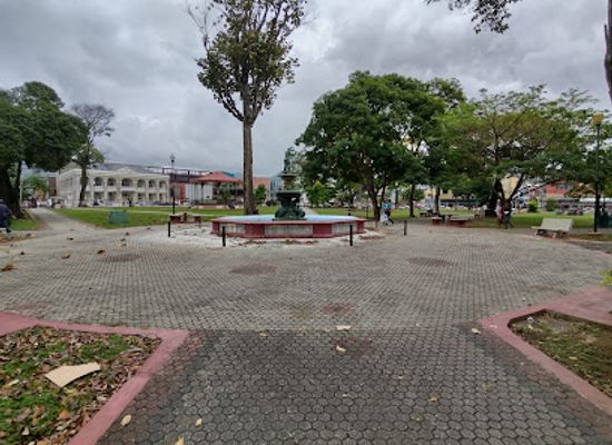 trinidad-and-tobago/tunapuna/landmark/woodford-square