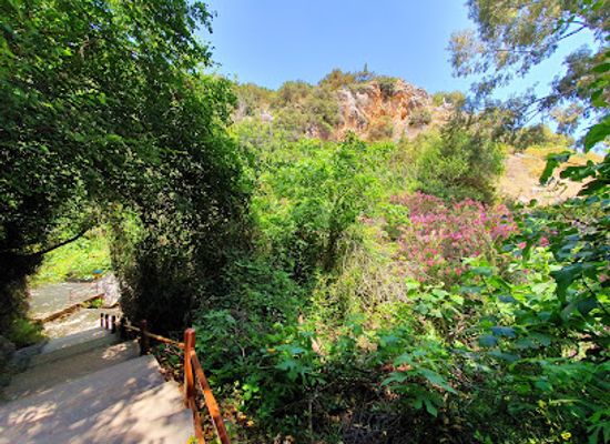 cyprus/adonis-baths-waterfalls/landmark/baths-of-aphrodite