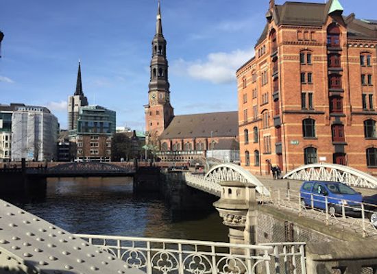 germany/hamburg/landmark/kibbelstegbrucke