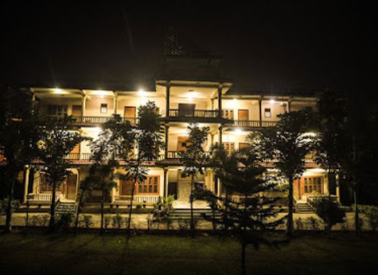 nepal/chitwan-national-park/landmark/chitwan-forest-resort