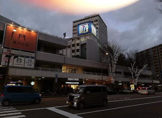 japan/kanazawa/landmark/kuromon-koji