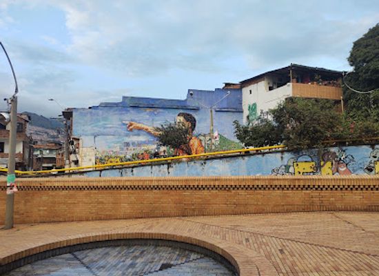 colombia/medellin/landmark/moravia-cultural-center
