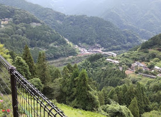 japan/shikoku/landmark/nouka-minshuku-bokenouen