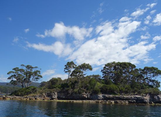 australia/tasman-peninsula/landmark/isle-of-the-dead