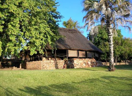 zambia/lake-kariba/landmark/sundowner-zambezi-lodge