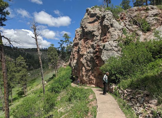south-dakota/custer-state-park/landmark/jewel-cave-national-monument