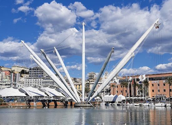 italy/genoa/foce/landmark/porto-antico