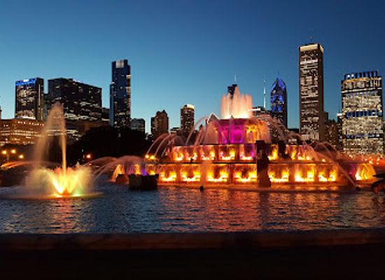 illinois/chicago/gold-coast/landmark/clarence-f-buckingham-memorial-fountain